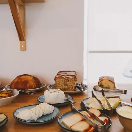 Alojamento de Acomodação e Pequeno-almoço Pure Fonte Velha 4*